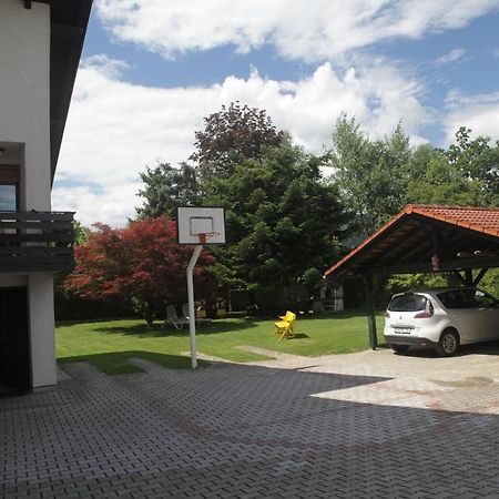 Apartment Fon Blejska Dobrava Екстер'єр фото