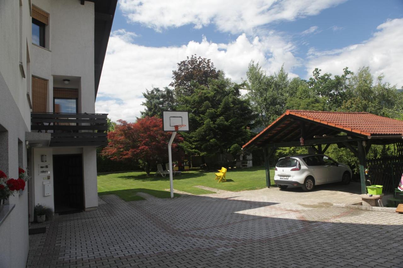 Apartment Fon Blejska Dobrava Екстер'єр фото